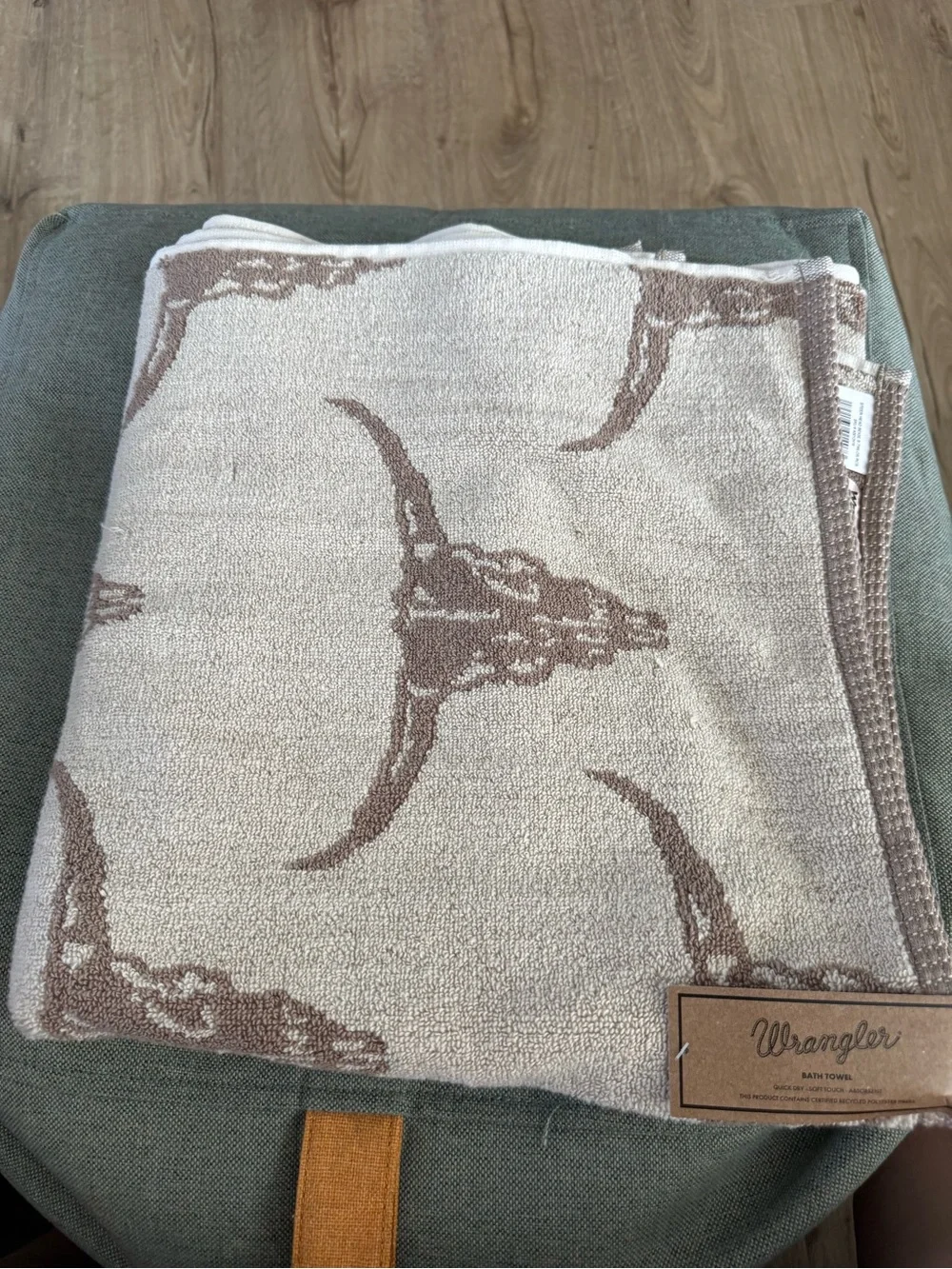 Wrangler Beige and Brown Steer Skull Motif Towel Set
